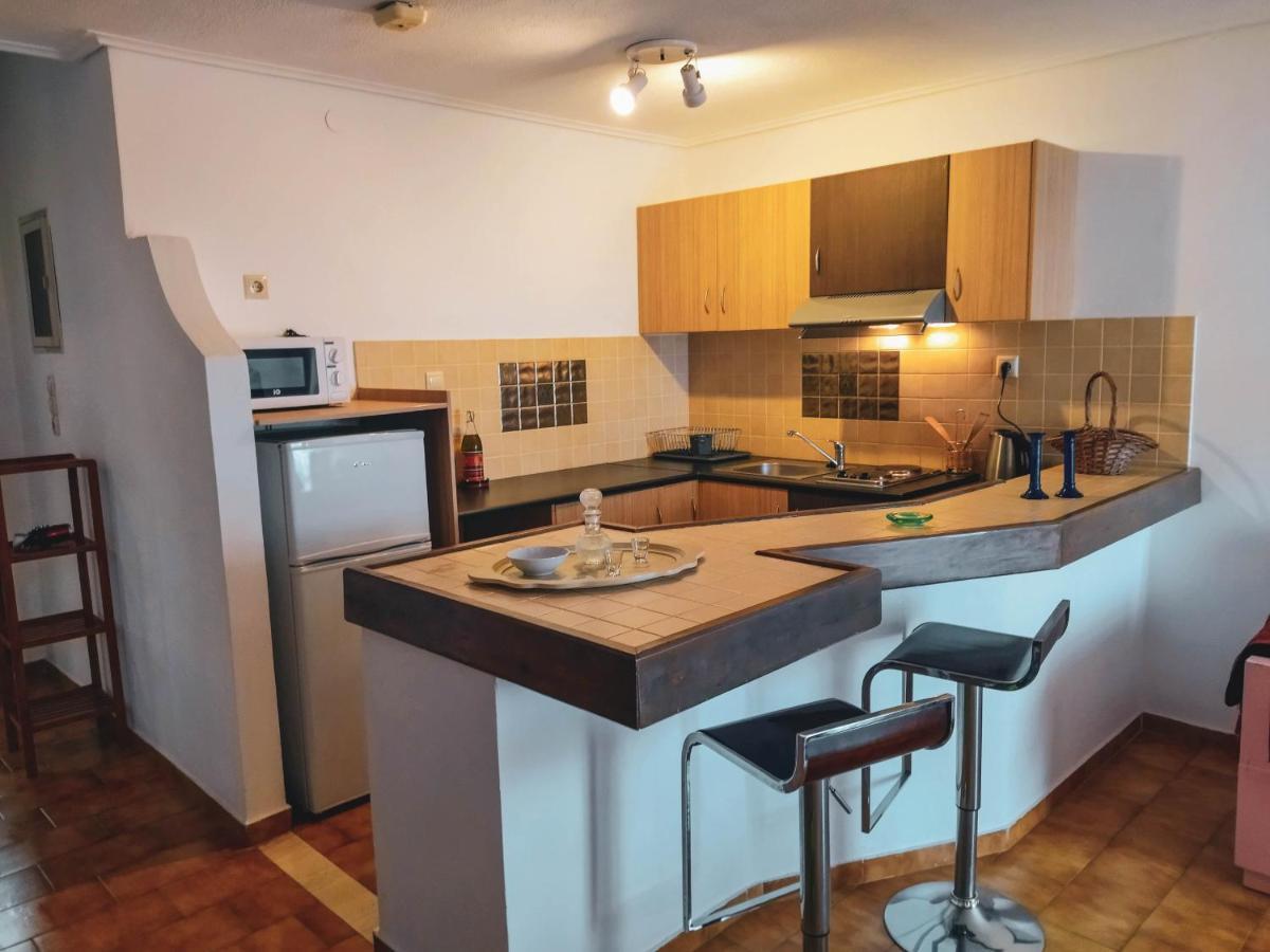 Ostria Apartments Kalives Калівес Екстер'єр фото