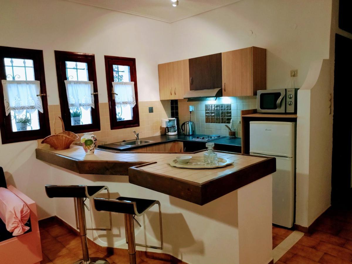 Ostria Apartments Kalives Калівес Екстер'єр фото